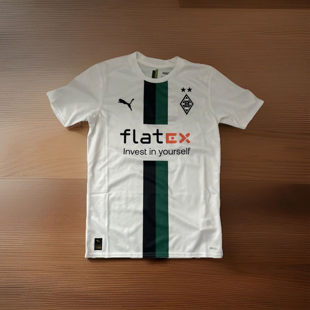 Borussia Monchengladbach PUMA T Shirt Men's Size S new With Tags